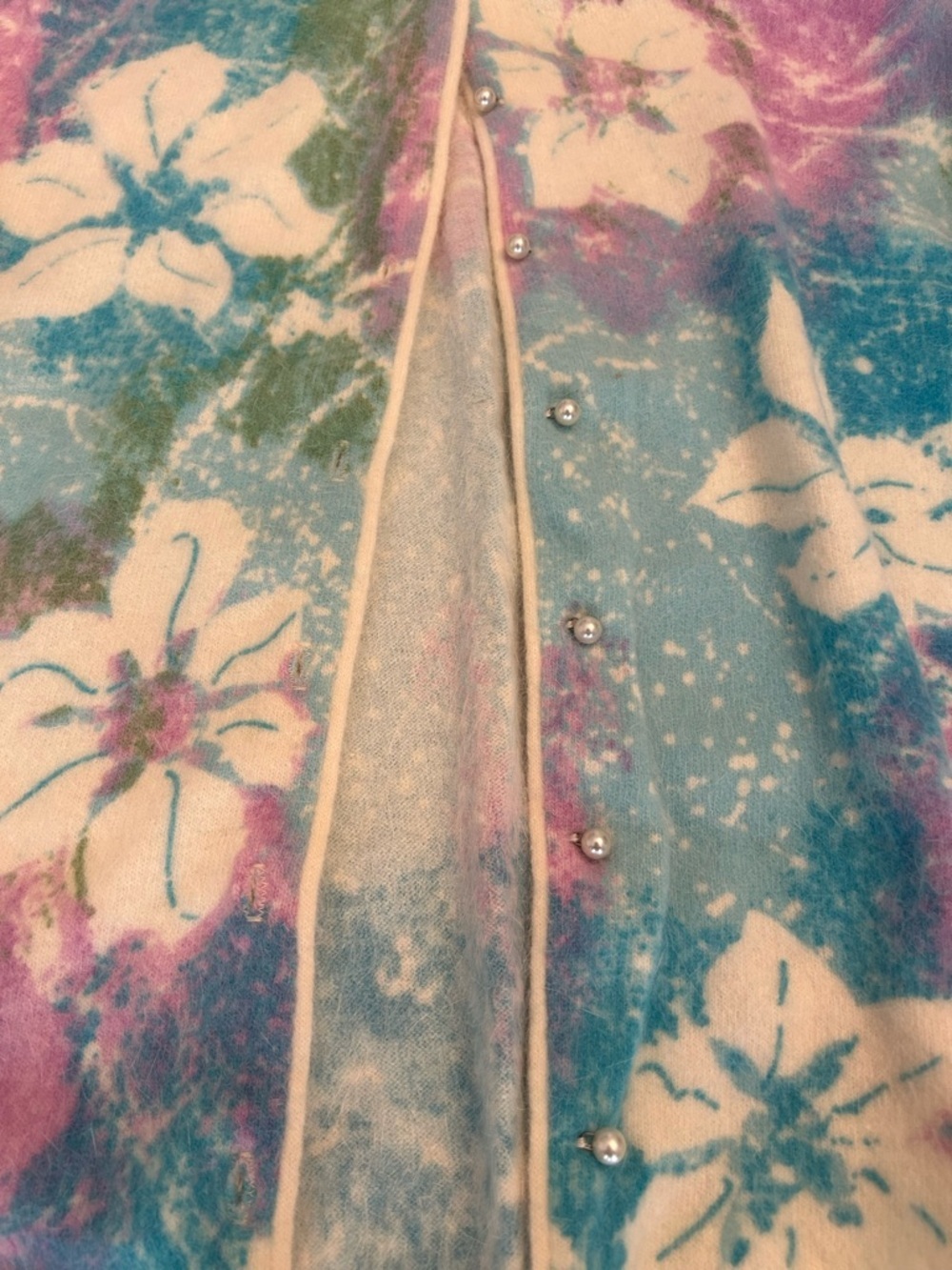 Vintage Angelo’s By Darlene 50s-60s Floral Pastel Cardigan Sweater - Multicolor - Picture 3 of 4